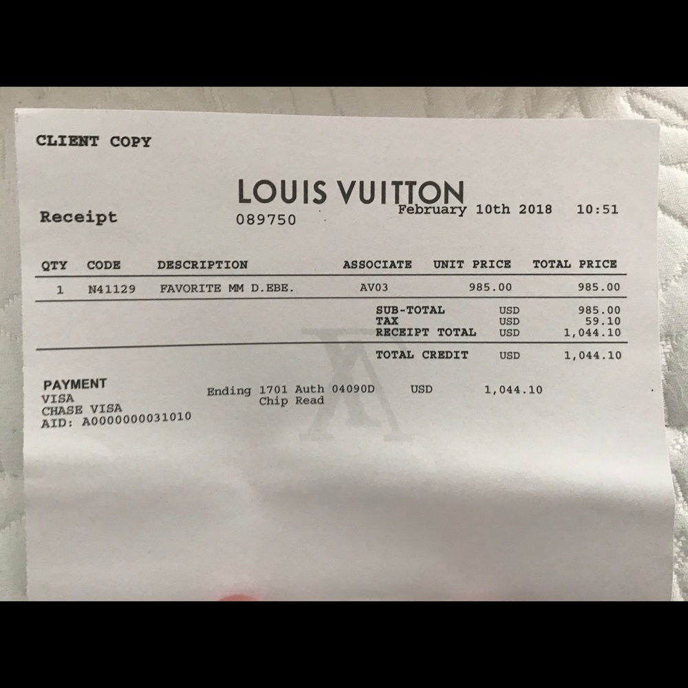 Authentic Louis Vuitton Favorite MM clutch